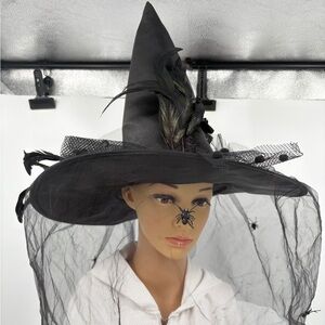 Halloween Witch Hat Black Feather Detail Veil with Spider